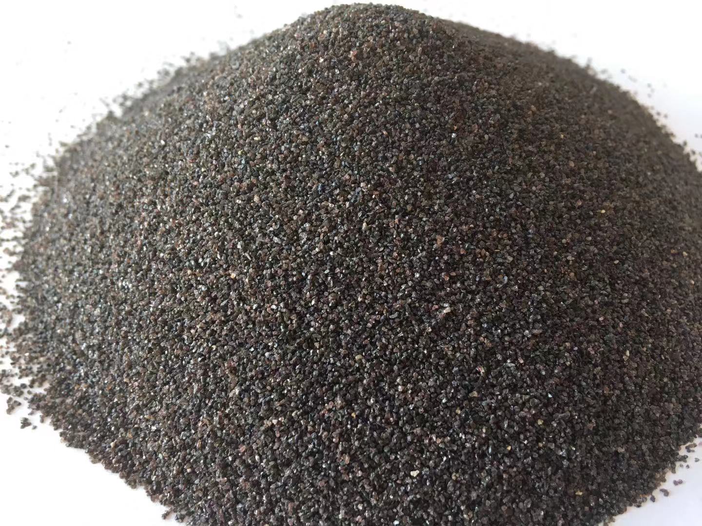 黑刚玉和棕刚玉被广泛用作人造磨料，它们在工业中具有自己的使命